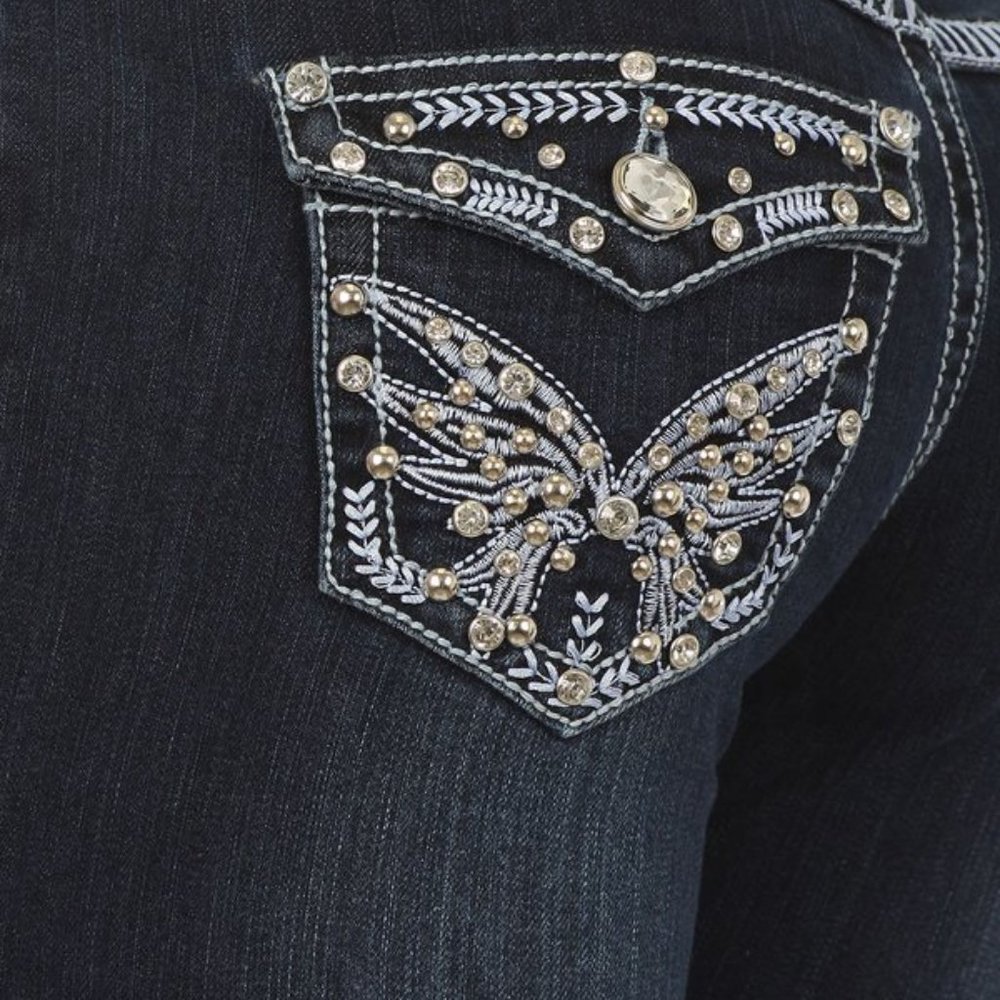 NWT Platinum Plush Ladies Jeans w/Studs/Bling